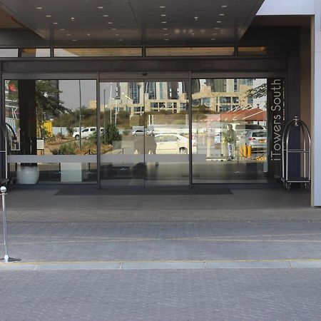 Green Avenue Apartments Габороне Екстериор снимка