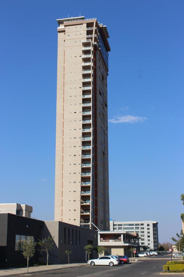 Green Avenue Apartments Габороне Екстериор снимка